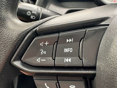 Used 2019 Toyota Yaris L FWD image 12