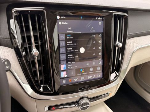 New 2026 Volvo V60 B5 Cross Country Ultra w/ Climate Package image 29