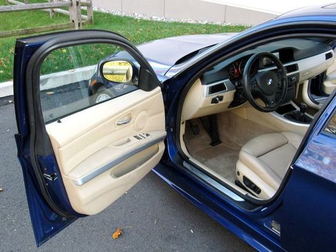 Used 2011 BMW 335i Sedan image 13