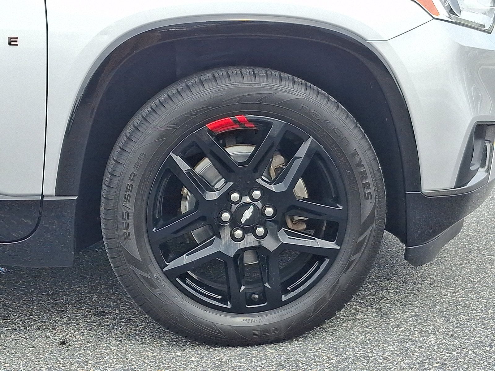 Used 2020 Chevrolet Traverse Premier w/ Redline Edition AWD/4WD image 8