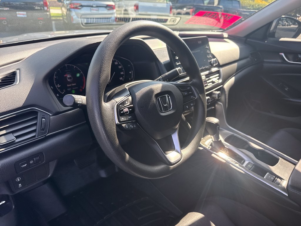 Used 2018 Honda Accord LX image 14