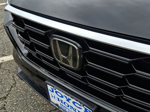 Certified 2025 Honda CR-V EX-L image 4