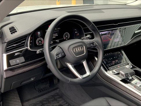 Certified 2023 Audi Q8 Premium Plus w/ Premium Plus Package AWD/4WD image 13