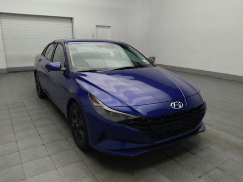 Used 2023 Hyundai Elantra SEL image 13