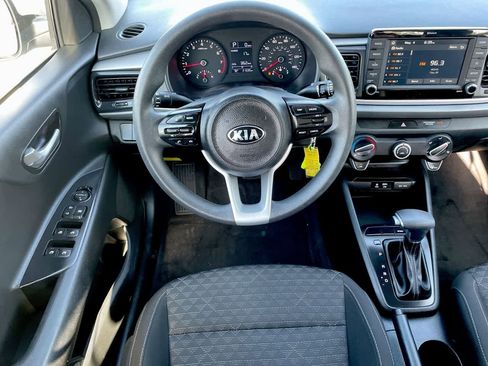 Used 2020 Kia Rio S FWD image 11