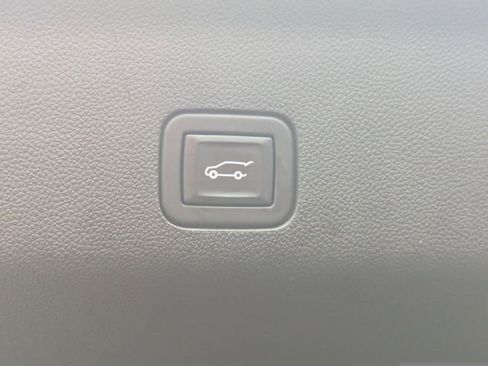 Used 2023 Cadillac Escalade Sport w/ LPO, ONYX Package image 14