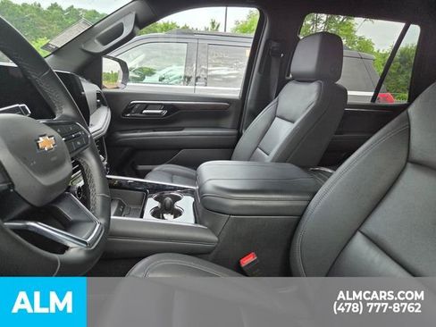 Used 2025 Chevrolet Tahoe LT AWD/4WD image 5