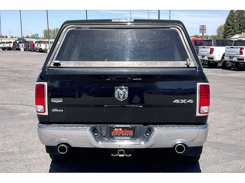 Used 2015 RAM 1500 Laramie w/ Convenience Group AWD/4WD image 4