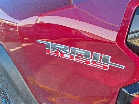 New 2026 Chevrolet Colorado Trail Boss AWD/4WD image 9