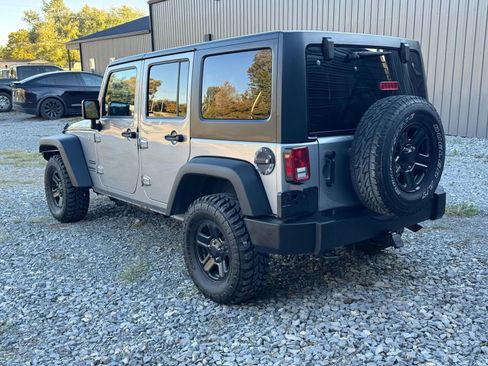 Used 2017 Jeep Wrangler Unlimited Sport w/ Connectivity Group image 5