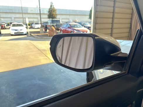 Used 2021 Honda CR-V Touring image 20