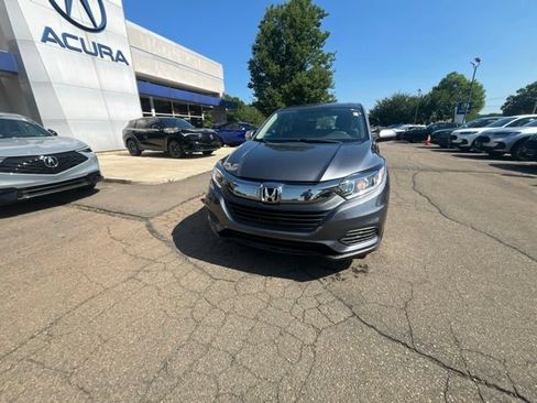 Used 2019 Honda HR-V LX image 32