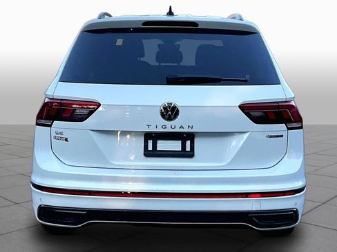 Used 2024 Volkswagen Tiguan SE R-Line AWD/4WD image 5