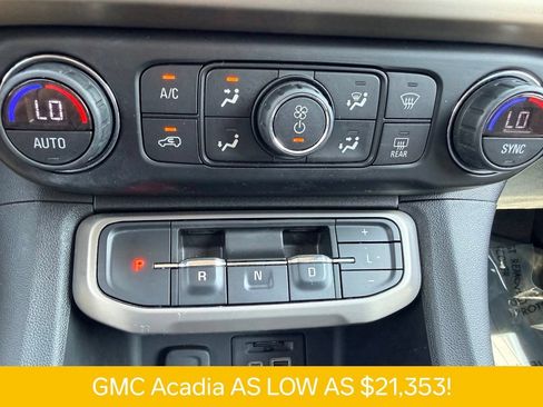 Used 2020 GMC Acadia Denali w/ Technology Package FWD image 12