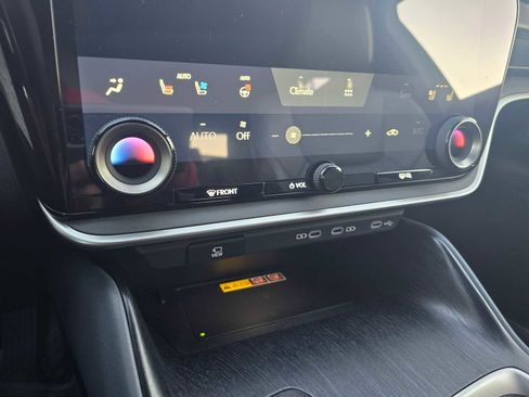 New 2026 Lexus RZ 450e Premium image 31