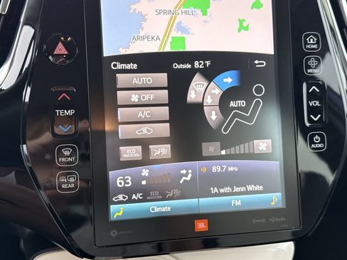 Used 2018 Toyota Prius Four Touring w/ Premium Convenience Package FWD image 30