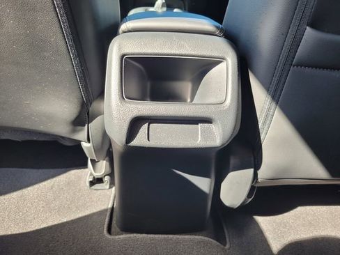 Certified 2024 Honda HR-V EX-L image 17