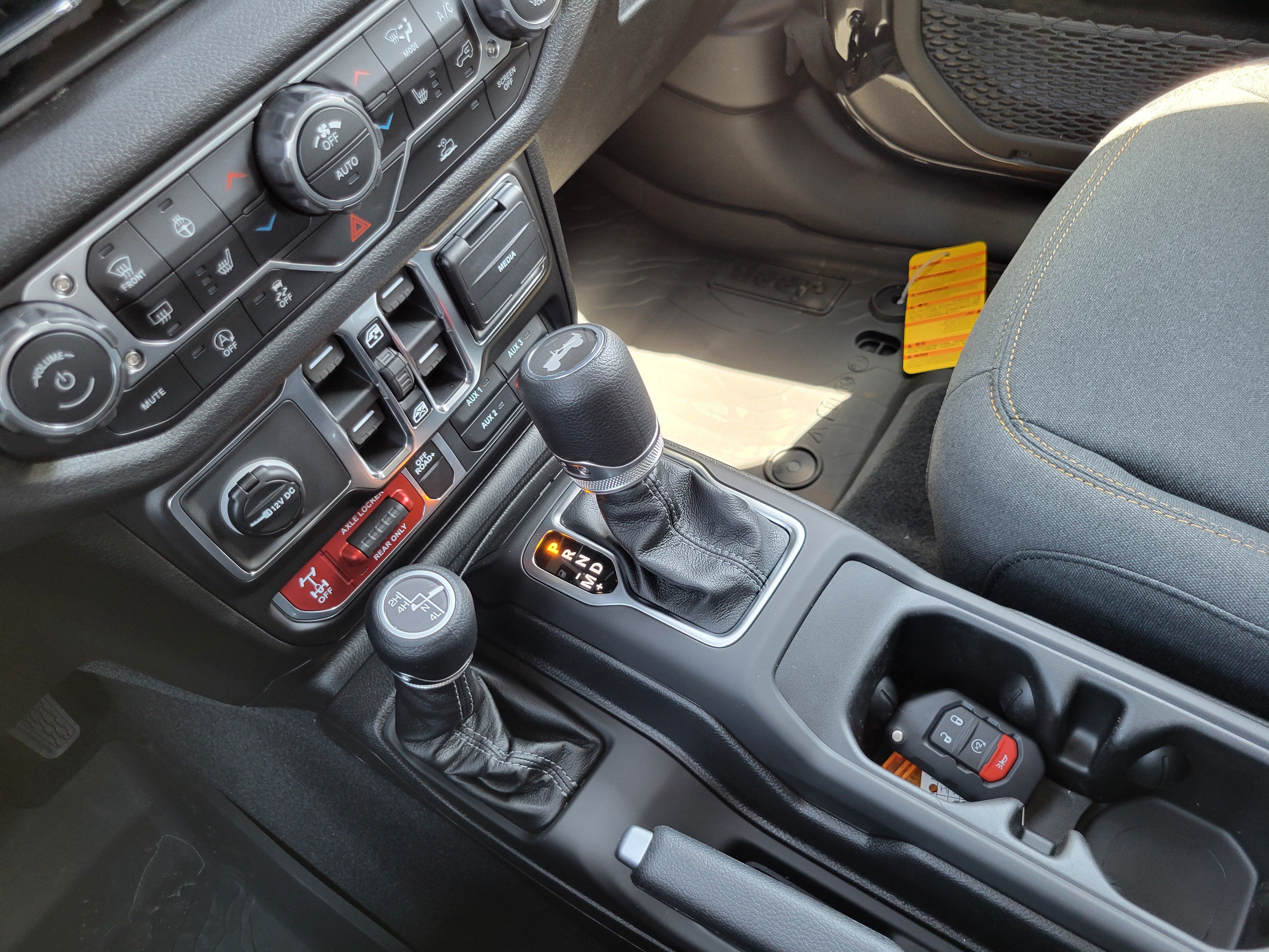 New 2026 Jeep Wrangler Unlimited Sport AWD/4WD image 15