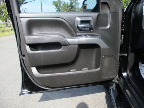 Used 2017 Chevrolet Silverado 1500 LT w/ All Star Edition image 33