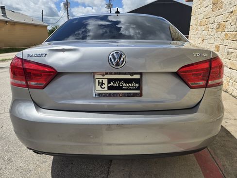 Used 2014 Volkswagen Passat TDI SE FWD image 16