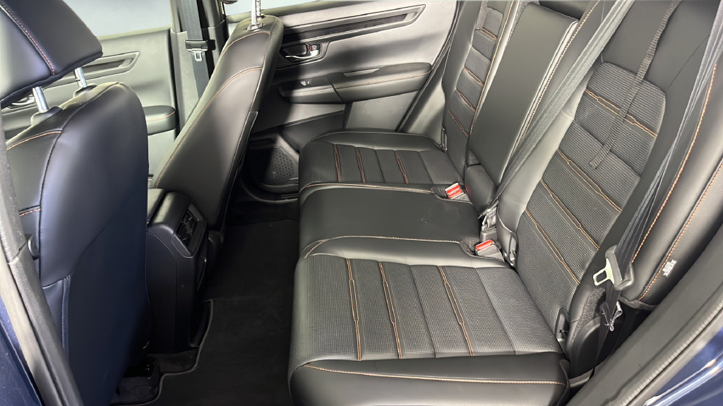 Used 2025 Honda CR-V Sport-L image 17