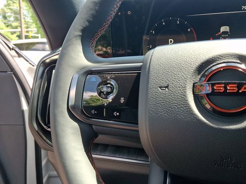Used 2026 Nissan Armada PRO-4X w/ Captain's Chari Seat Package AWD/4WD image 23