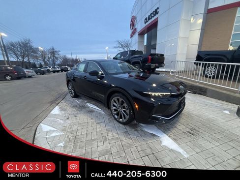 New 2026 Toyota Crown Limited image 2