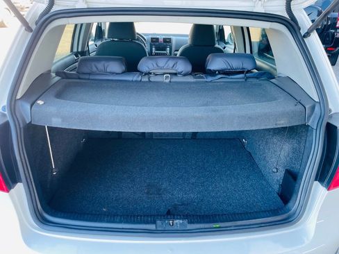 Used 2009 Volkswagen Rabbit S image 16