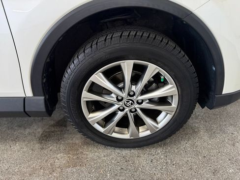 Used 2016 Toyota RAV4 Limited AWD/4WD image 26