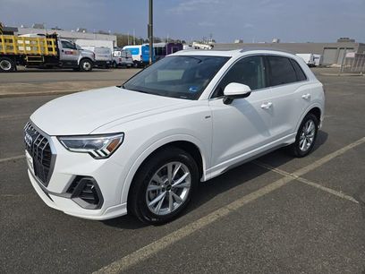 Used 2024 Audi Q3 2.0T Premium