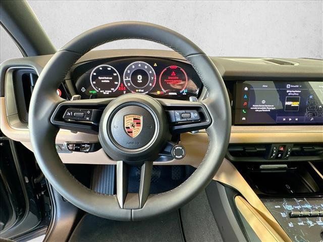 Used 2026 Porsche Cayenne AWD/4WD image 14