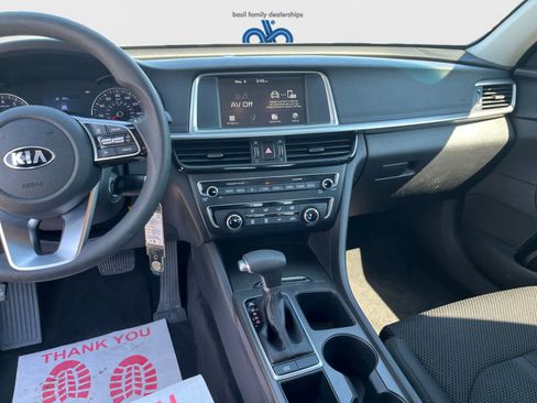 Used 2019 Kia Optima LX FWD image 12