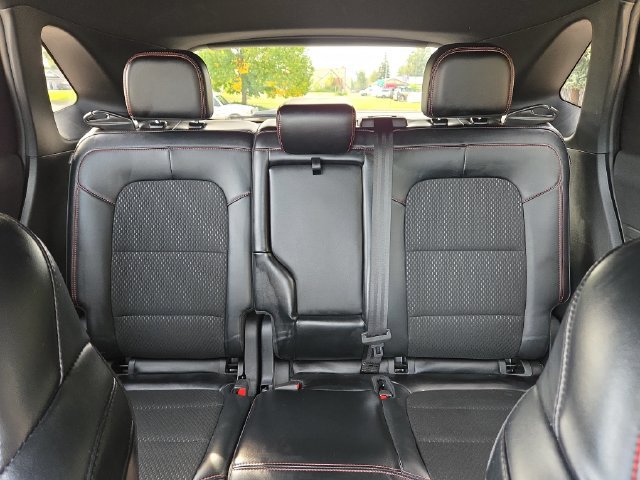 Used 2025 Ford Escape ST-Line Select AWD/4WD image 27