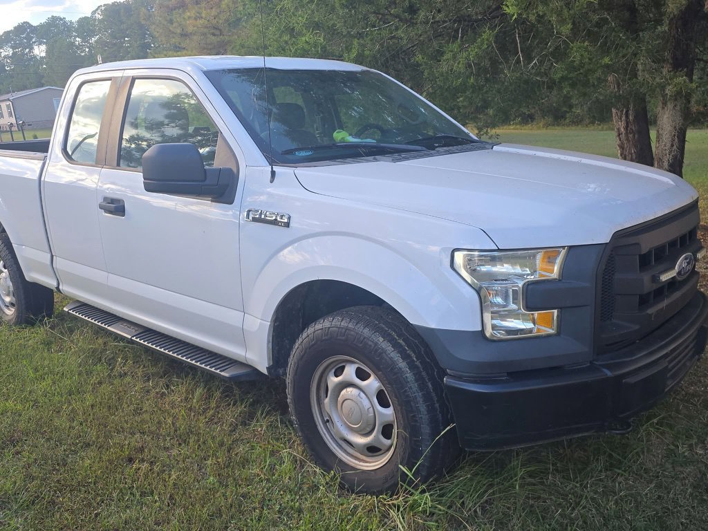 Used 2016 Ford F150 XL w/ Equipment Group 101A Mid AWD/4WD image 1