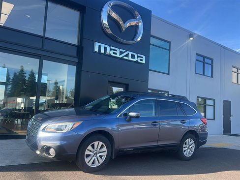 Used 2016 Subaru Outback 2.5i Premium AWD/4WD image 3