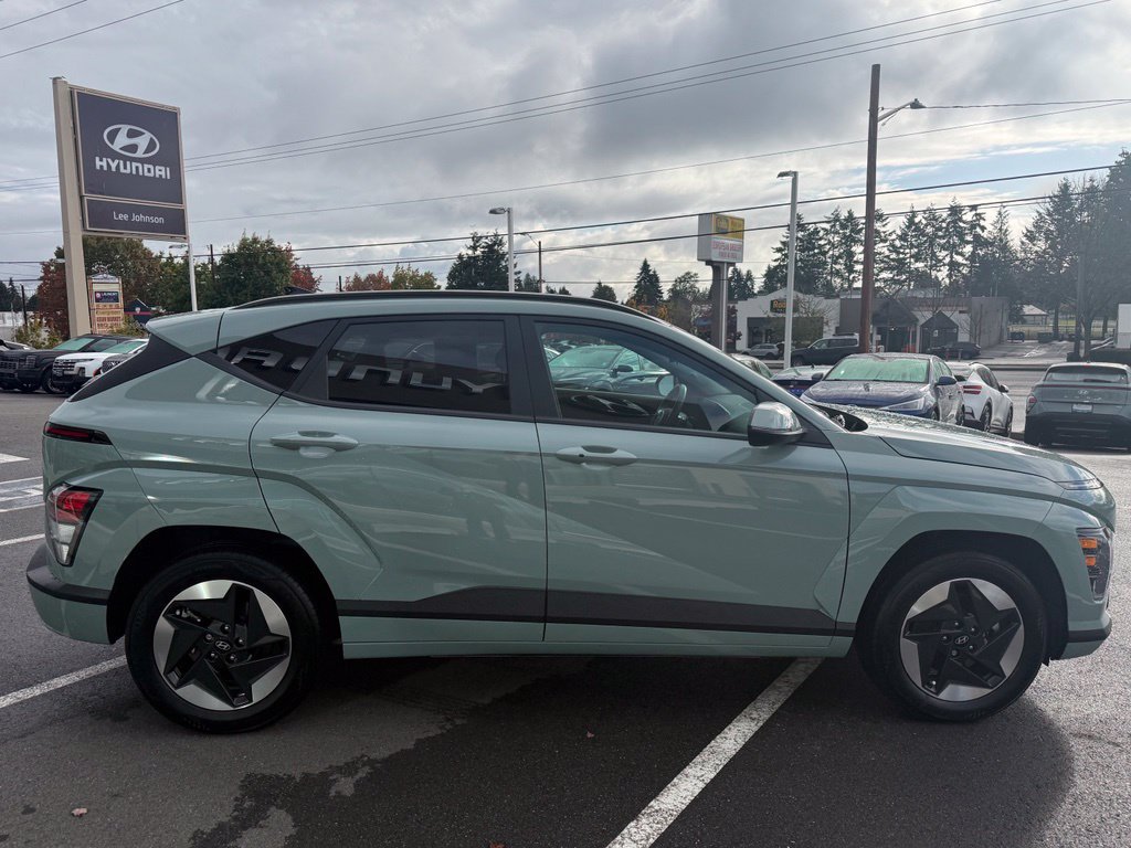 Certified 2024 Hyundai Kona SEL FWD image 6