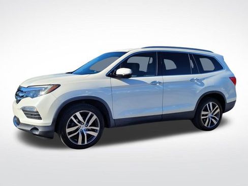 Used 2017 Honda Pilot Elite image 3