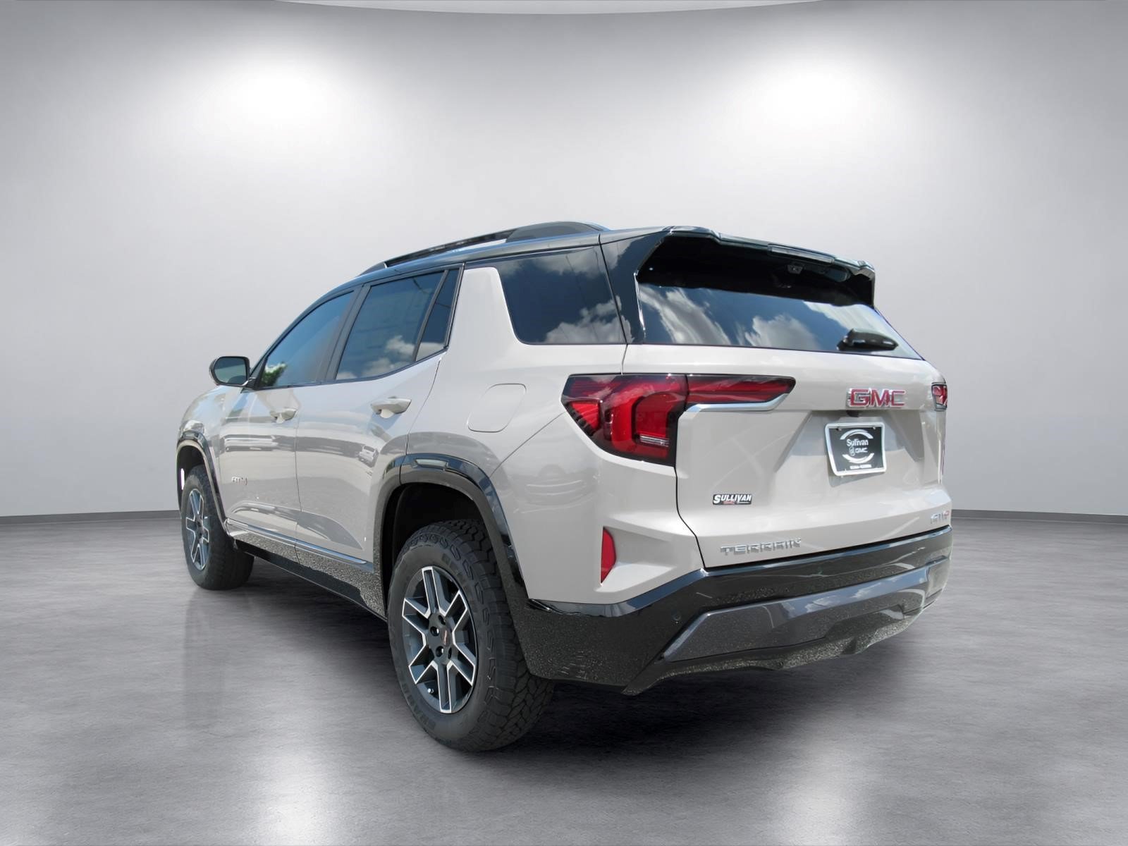New 2027 GMC Terrain AT4 w/ Convenience Package III AWD/4WD image 5