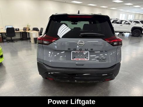 Used 2023 Nissan Rogue SV w/ SV Premium B Package AWD/4WD image 6
