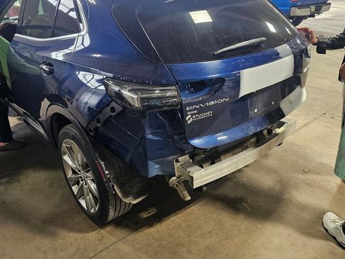 Used 2023 Buick Envision Avenir image 23