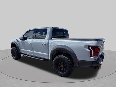 Used 2017 Ford F150 Raptor w/ Equipment Group 802A Luxury AWD/4WD image 8