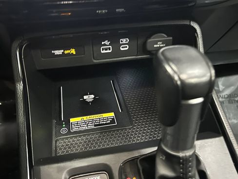 Used 2024 Honda CR-V EX-L image 17