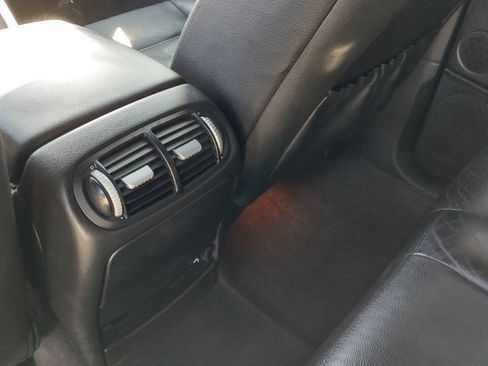 Used 2008 Porsche Cayenne AWD/4WD image 37