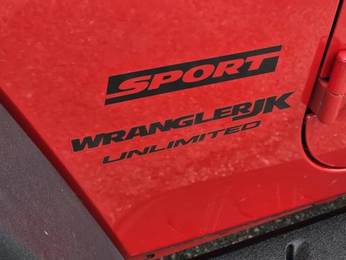 Used 2018 Jeep Wrangler Unlimited Sport S AWD/4WD image 25