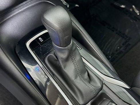 Certified 2021 Toyota Corolla LE FWD image 16