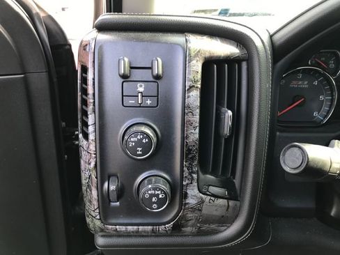 Certified 2016 Chevrolet Silverado 1500 LTZ Z71 w/ Realtree Edition image 7