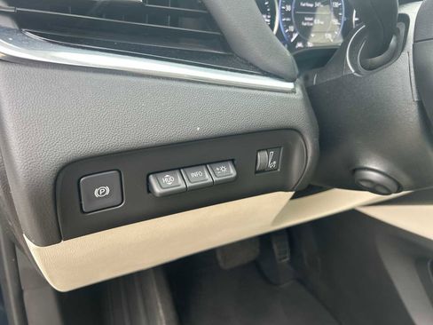 Used 2022 Buick Enclave Avenir w/ Avenir Technology Package AWD/4WD image 18