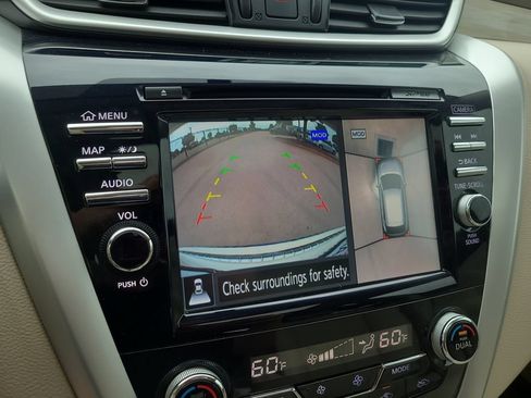Used 2017 Nissan Murano Platinum w/ Platinum Technology Package FWD image 28