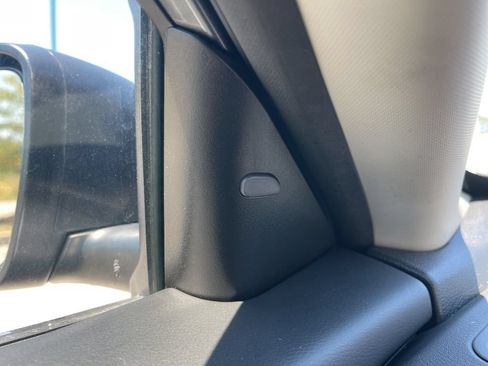Used 2024 Nissan Altima 2.5 SV FWD image 64