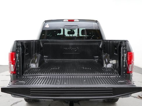 Used 2020 Ford F150 Lariat RWD image 16